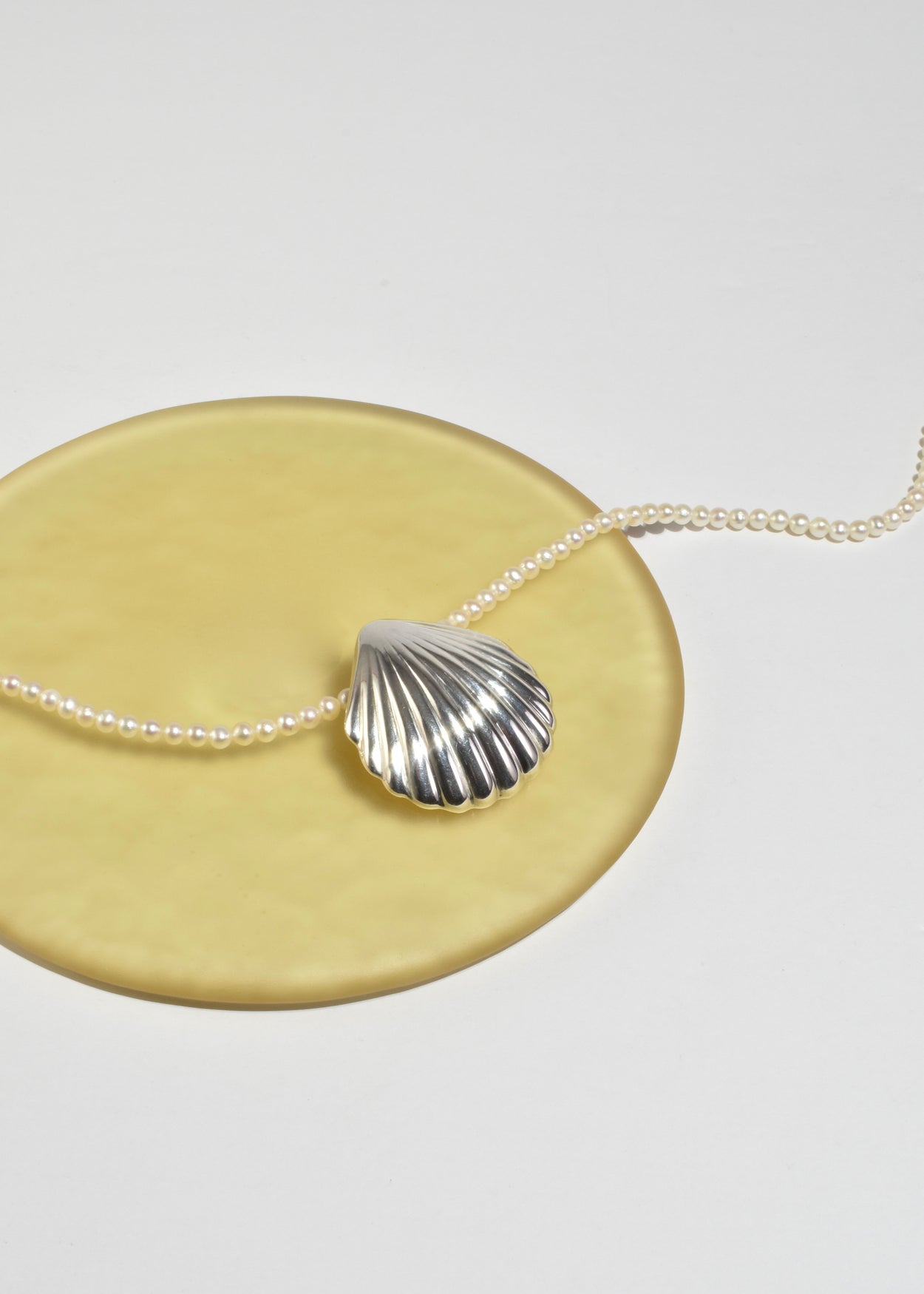 Shell Pearl Necklace