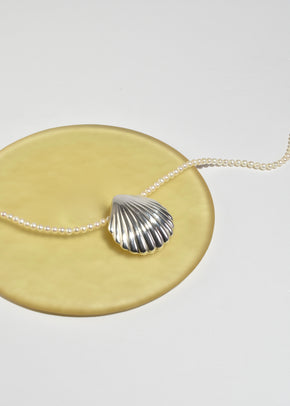 Shell Pearl Necklace