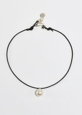 Leather Pearl Choker Necklace