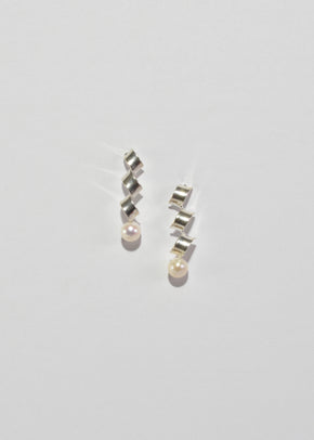 Sculptural Pearl Earrings