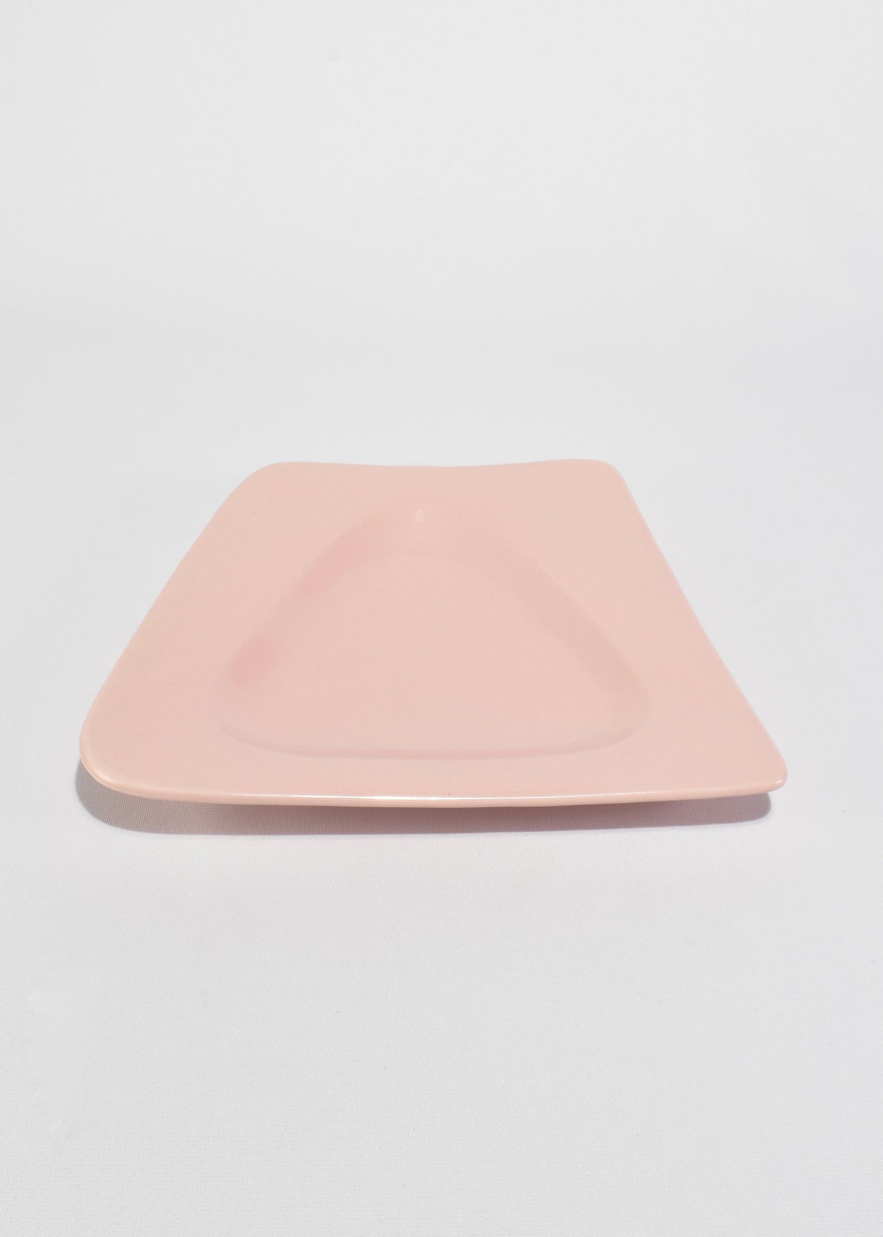 Glossy Pink Plate Set