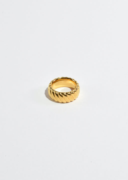 Gold Ribbed Ring