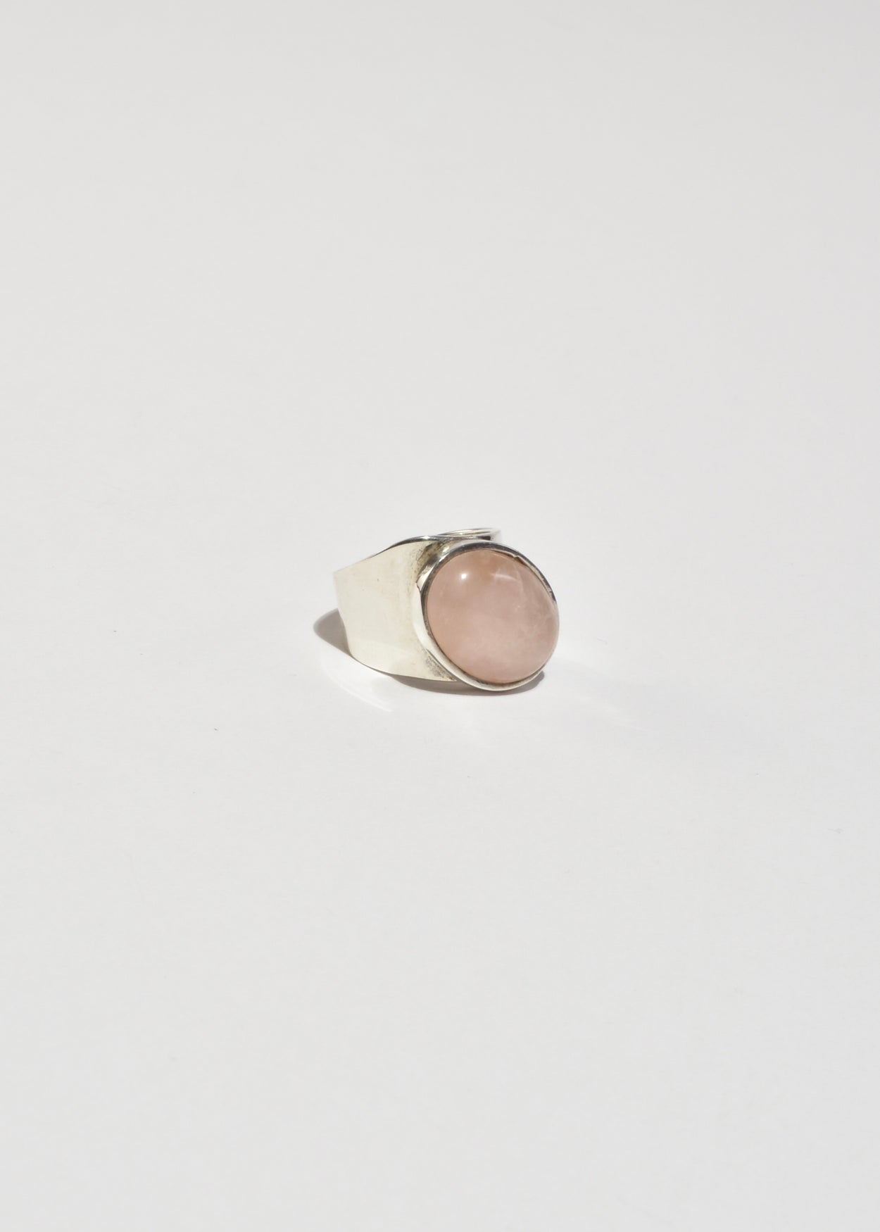 Oval Rose Quartz Ring