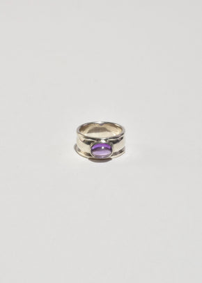 Oval Amethyst Ring