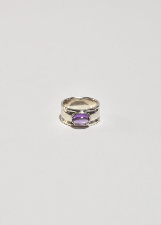 Oval Amethyst Ring