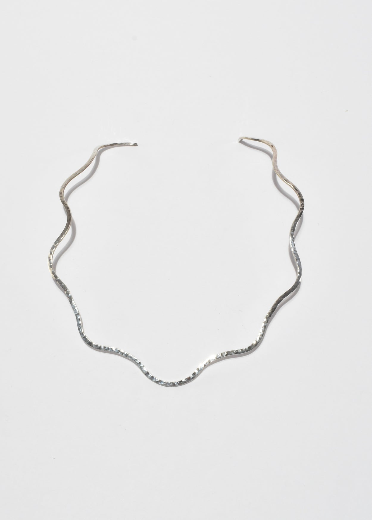 Wavy Collar Necklace