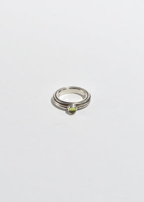 Ribbed Peridot Ring