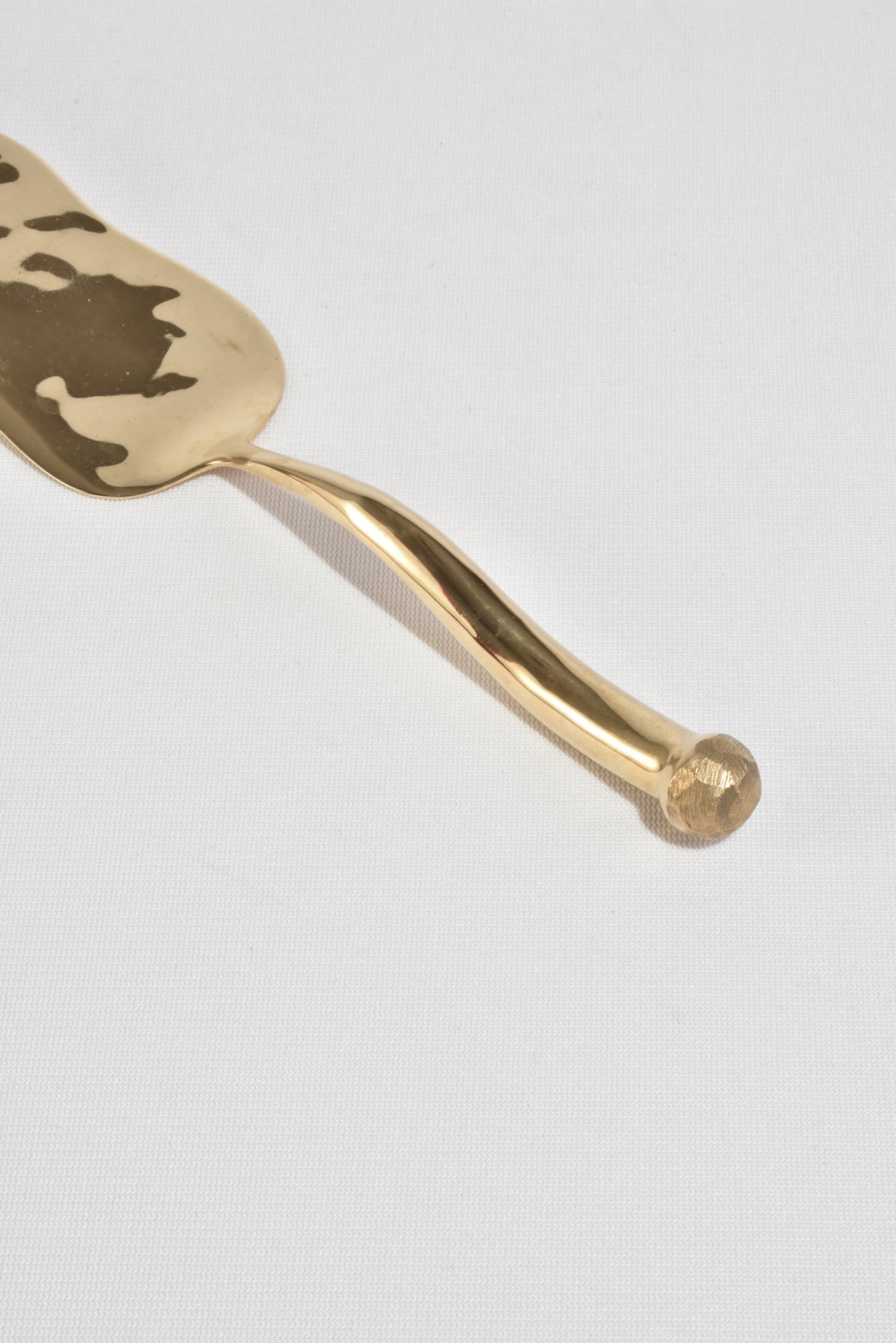 Cake Server in Bronze