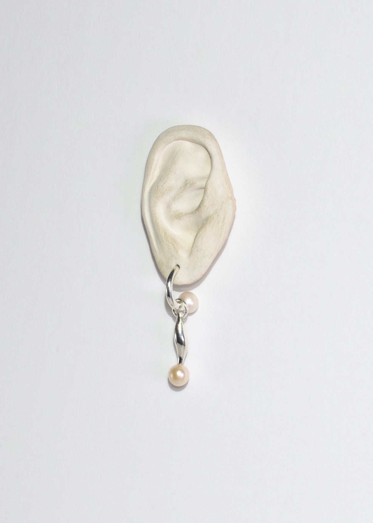 Figurine Pearl Hoop Earrings