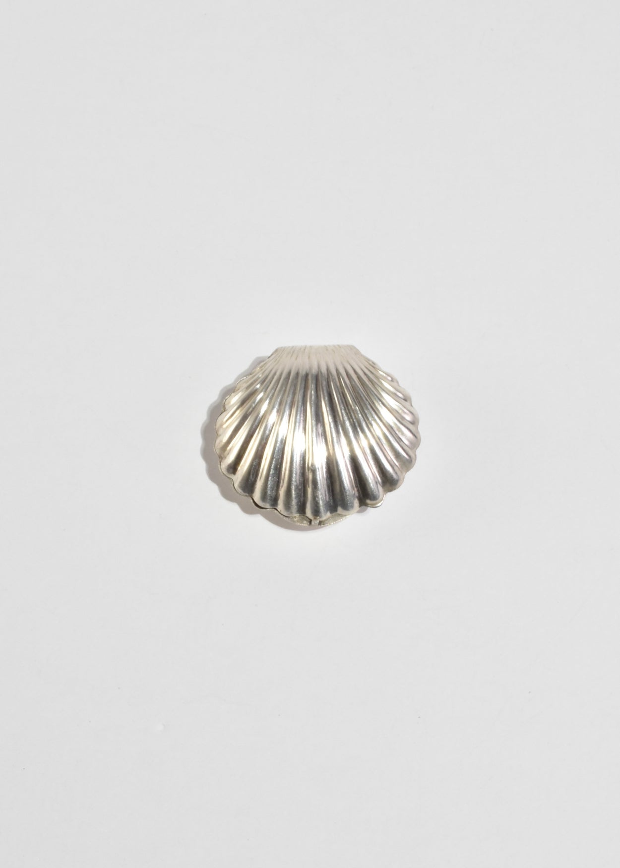 Silver Shell Pill Box