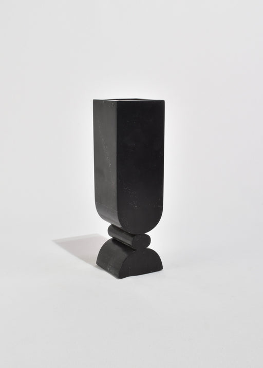 Beacon Vase in Black Onyx