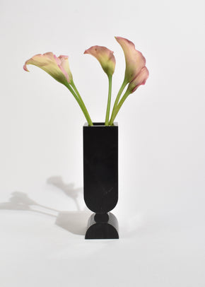 Beacon Vase in Black Onyx