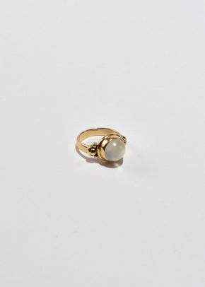 Gold Round Moonstone Ring