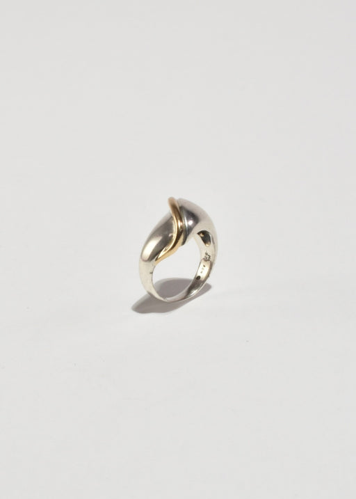 Sculptural Gold Stripe Ring