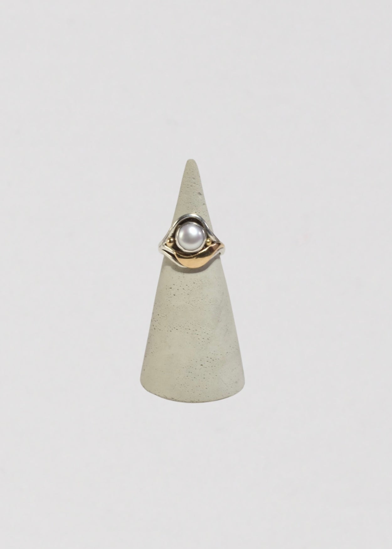 Sculptural Pearl Ring